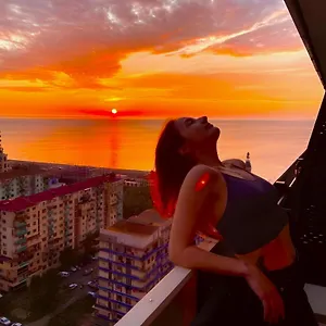 Orbi With Sea View شقة